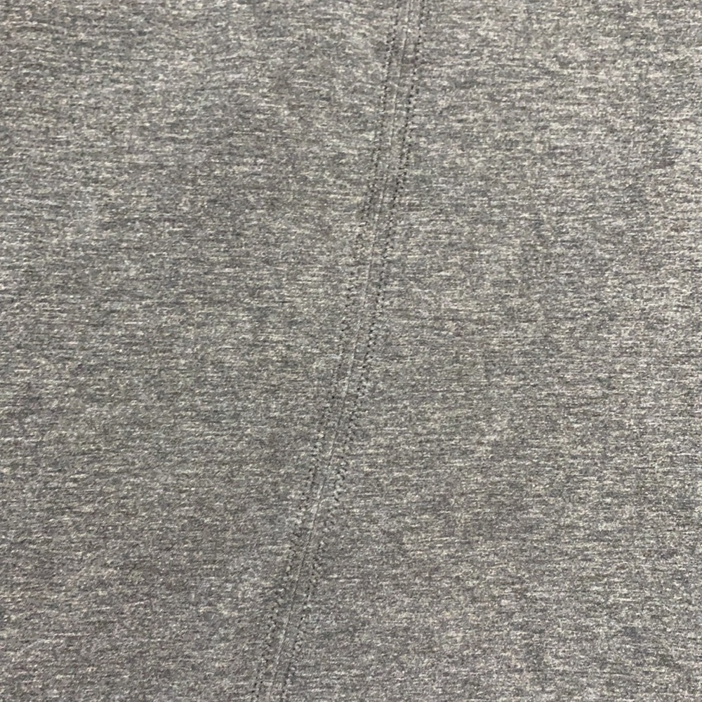 Lululemon Devotion Short Sleeve Tee sz 4 - Picture 9 of 9